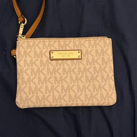 michael kors change wallet|michael kors wristlets clearance.